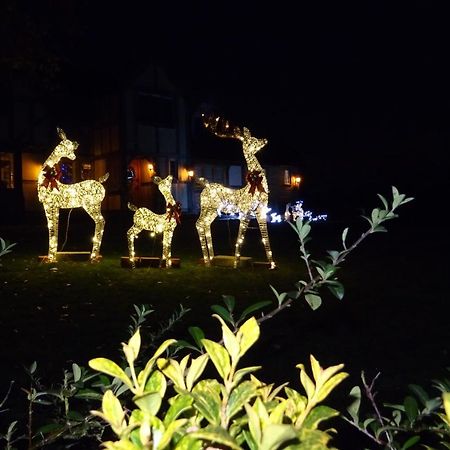 Oakwrights Apartment Terling ภายนอก รูปภาพ