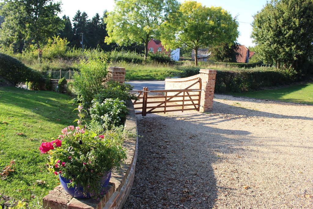 Oakwrights Apartment Terling ภายนอก รูปภาพ